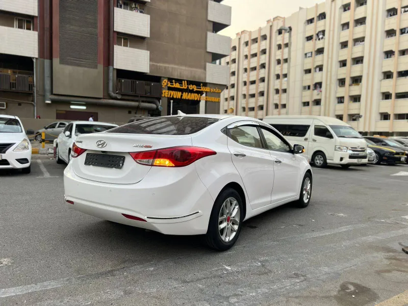 2012 Hyundai Avante in Dubai