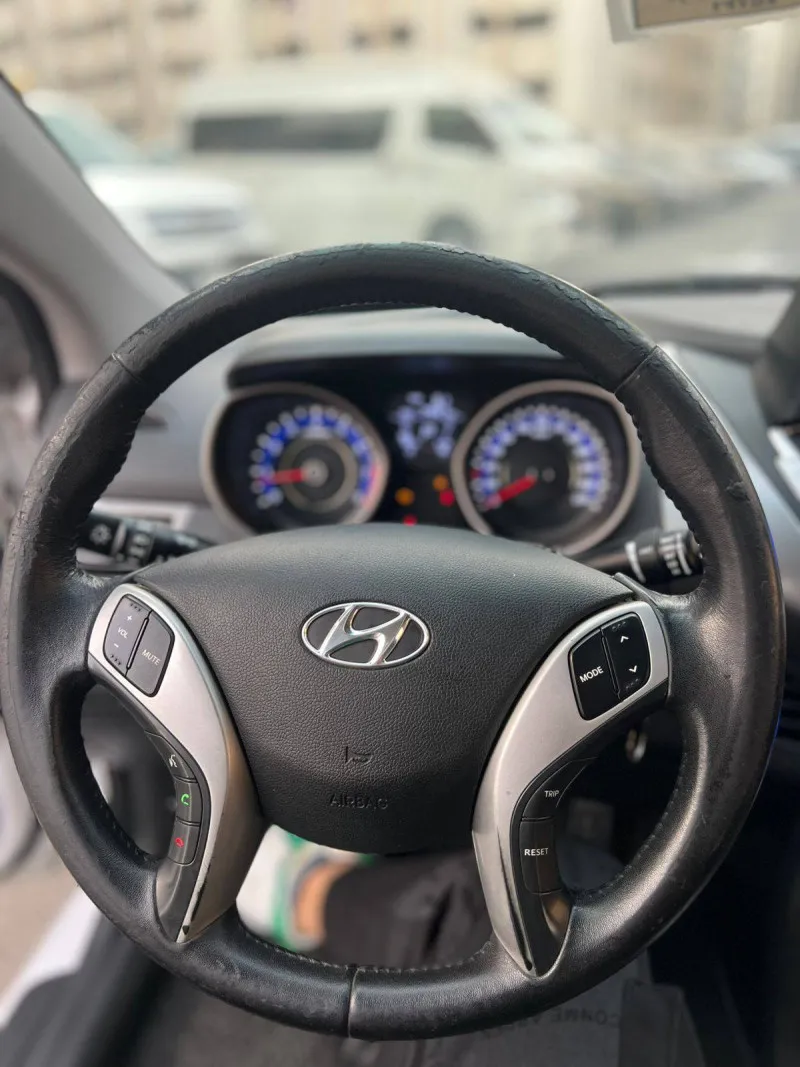 2012 Hyundai Avante in Dubai