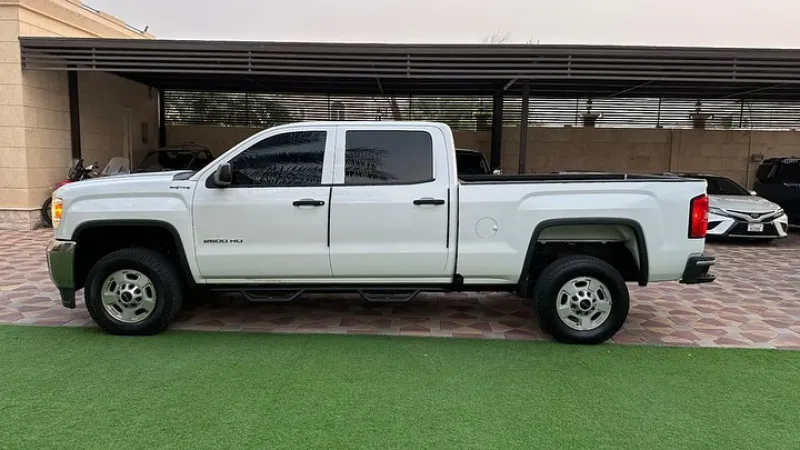 2017 GMC Sierra in Dubai