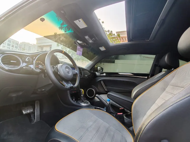 2016 Volkswagen Beetle in Dubai