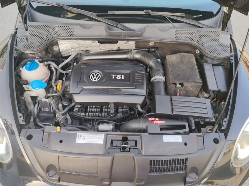 2016 Volkswagen Beetle in Dubai