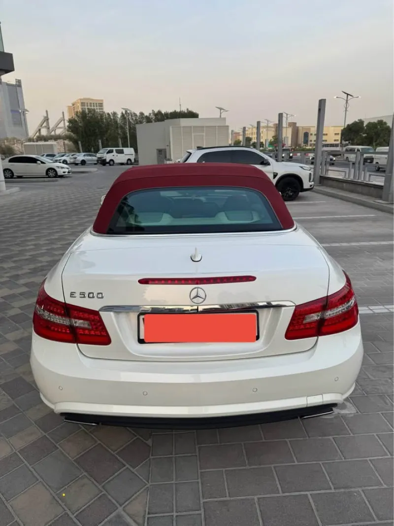 2013 مرسيدس-بنز الفئة - E in Dubai