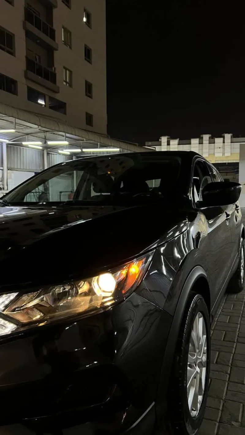 2021 نيسان روج in Dubai