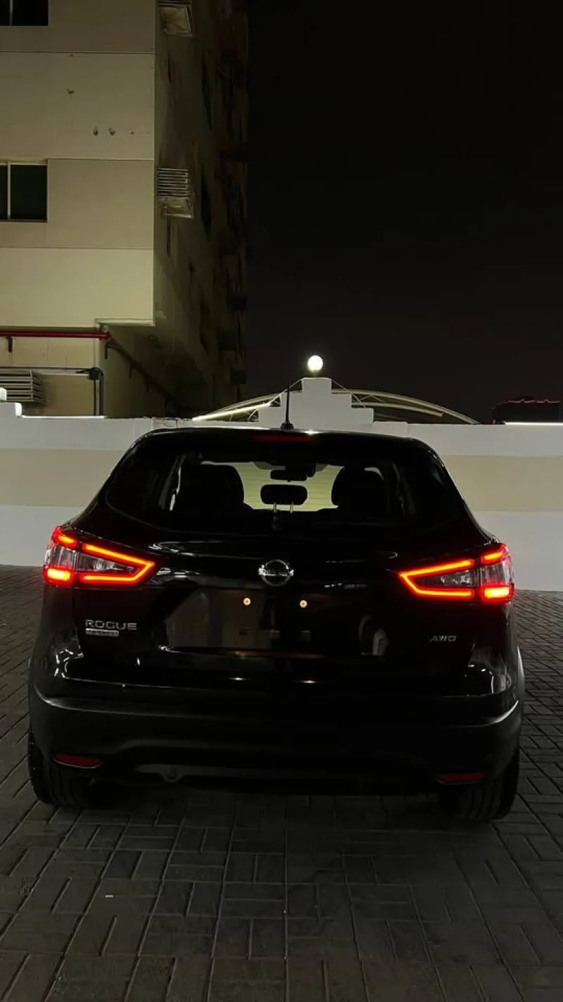 2021 نيسان روج in Dubai