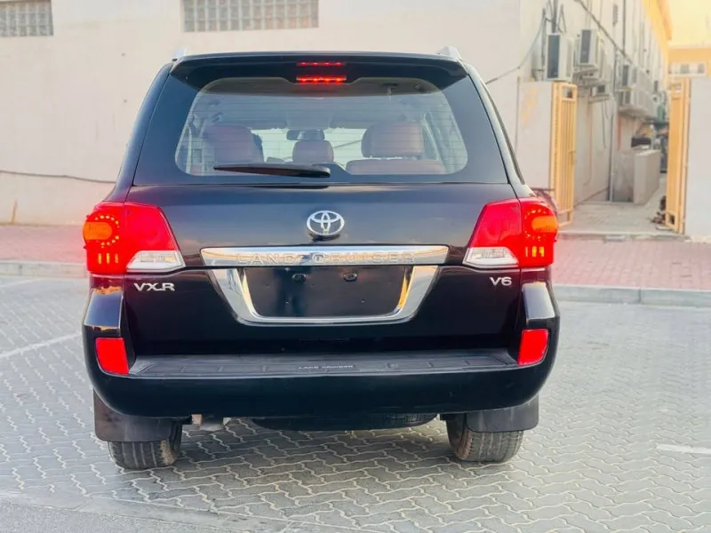 2011 Toyota Land Cruiser in Dubai