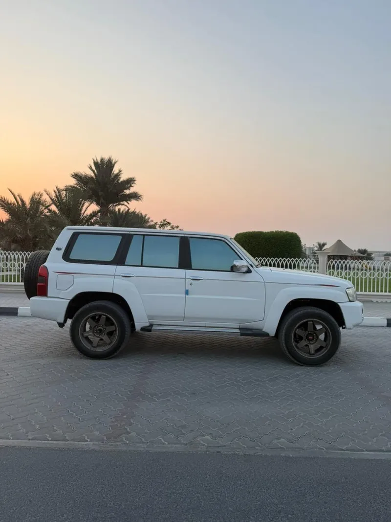 2017 Nissan Patrol Super Safari in Dubai