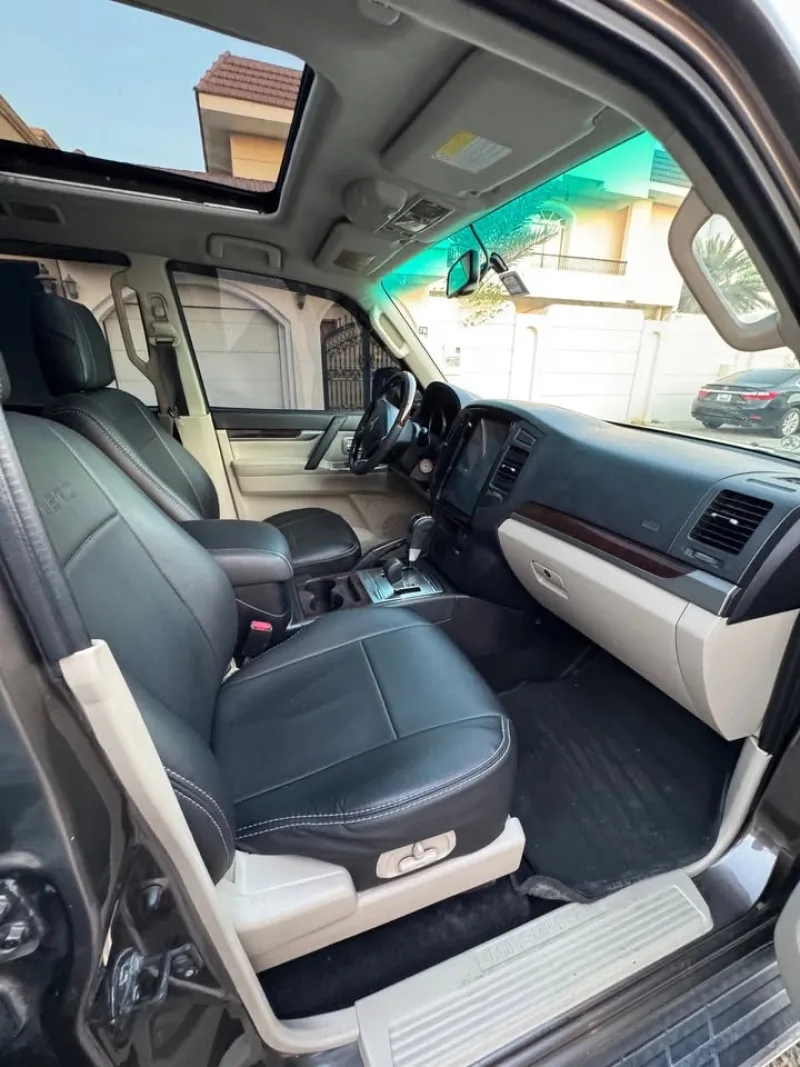 2011 Mitsubishi Pajero in Dubai