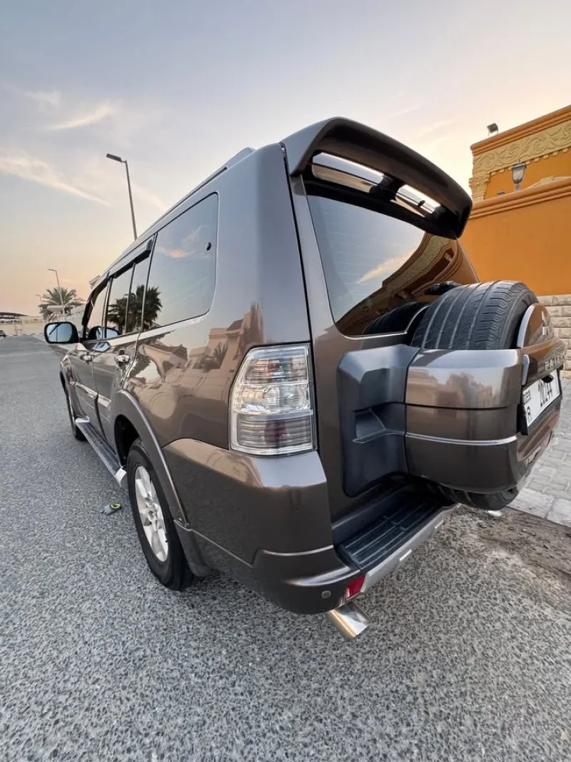 2011 Mitsubishi Pajero in Dubai
