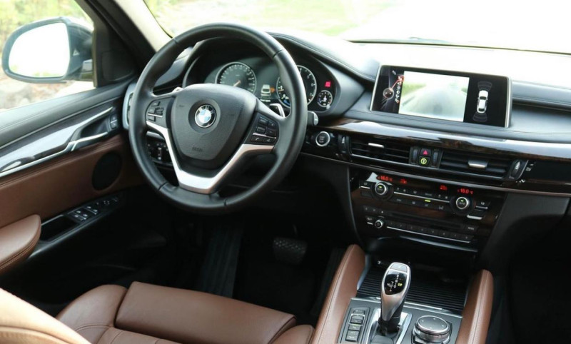 2016 BMW X6 in dubai