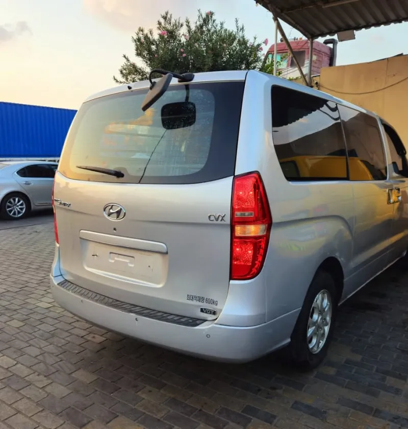 2009 Hyundai Starex in Dubai