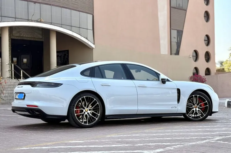 2022 Porsche Panamera in Dubai