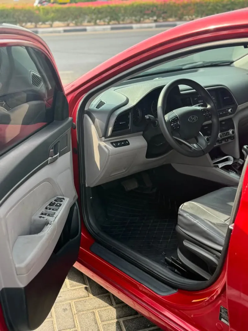 2020 Hyundai Elentra in Dubai