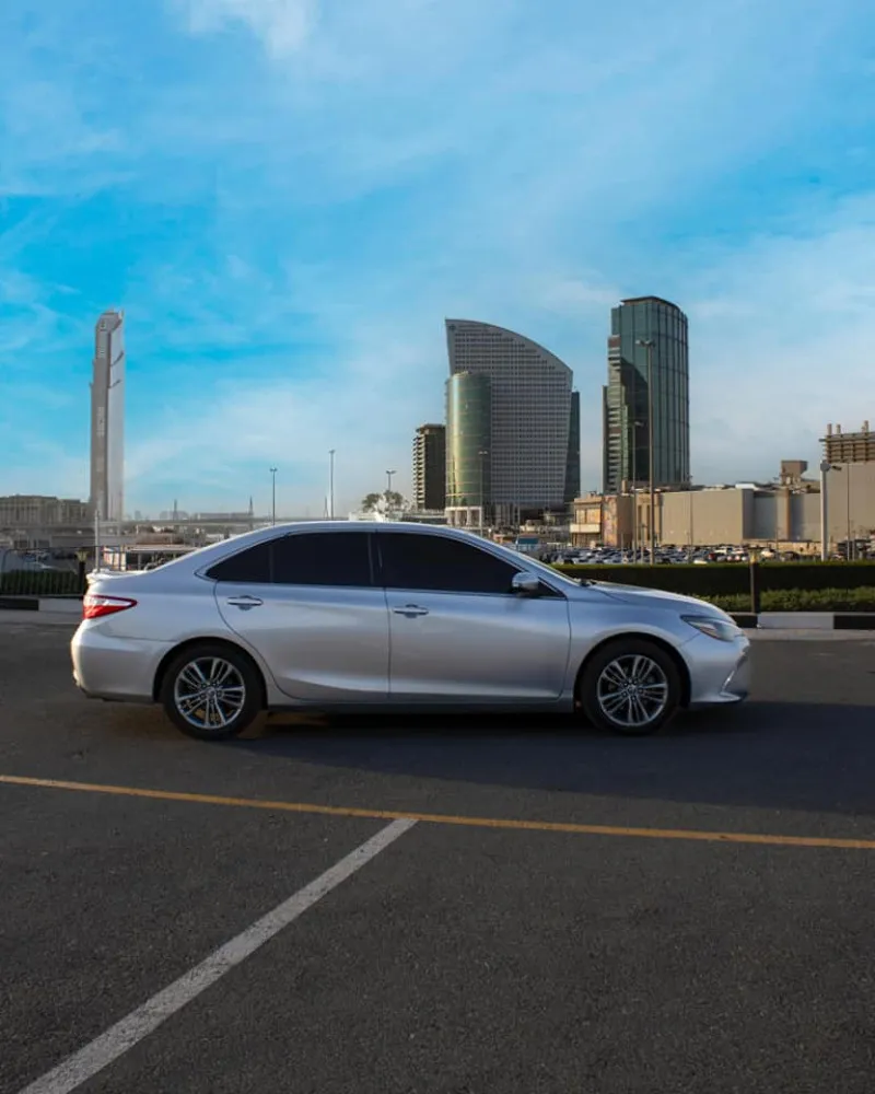 2016 Toyota Camry in Dubai