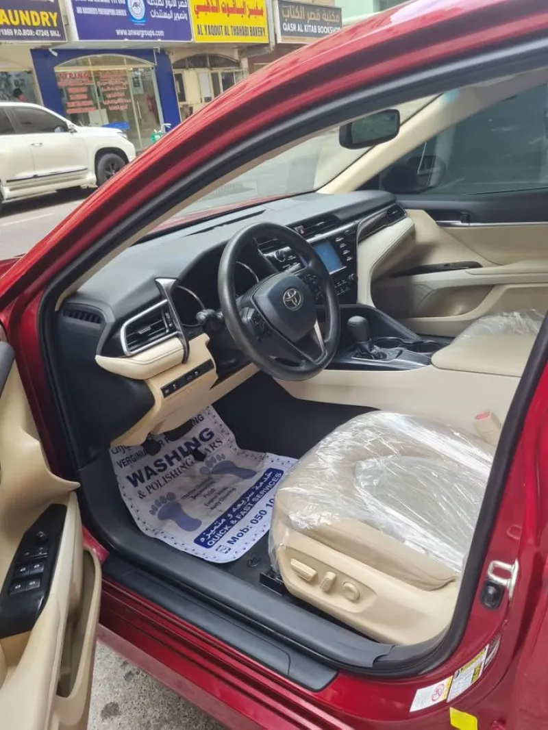 2018 تويوتا كامري in Dubai