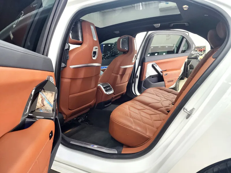 2023 BMW 7-Series in Dubai