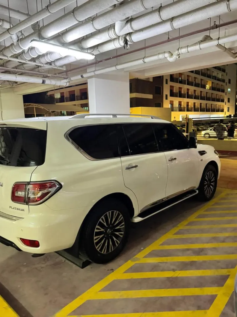 2015 Nissan Patrol in Dubai