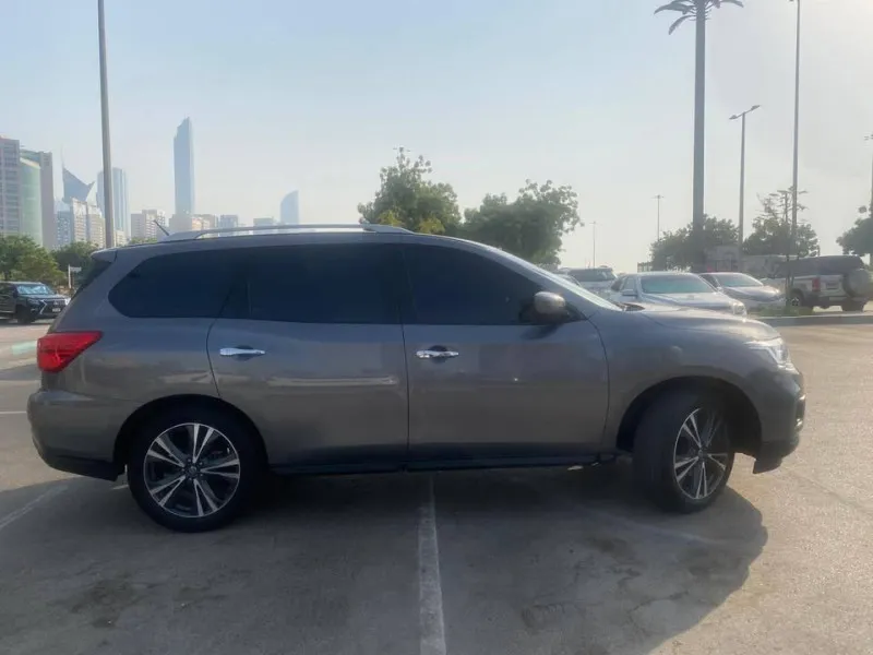 2020 Nissan Pathfinder in Dubai