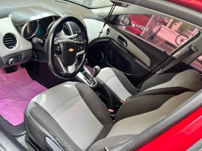 2016 Chevrolet Cruze in Dubai