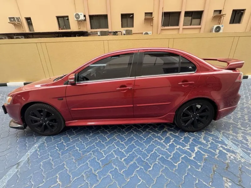 2015 ميتسوبيشي لانسر in Dubai