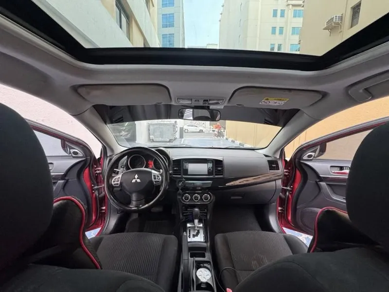 2015 ميتسوبيشي لانسر in Dubai