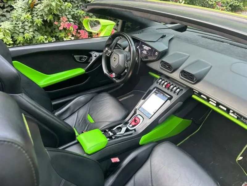 2021 Lamborghini Huracan in Dubai