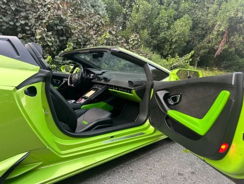 2021 Lamborghini Huracan in Dubai