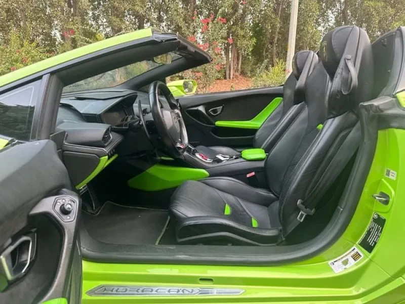 2021 Lamborghini Huracan in Dubai