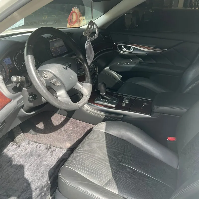 2018 Infiniti Q70 in Dubai