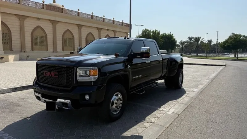 2016 جي أم سي سييرا in Dubai
