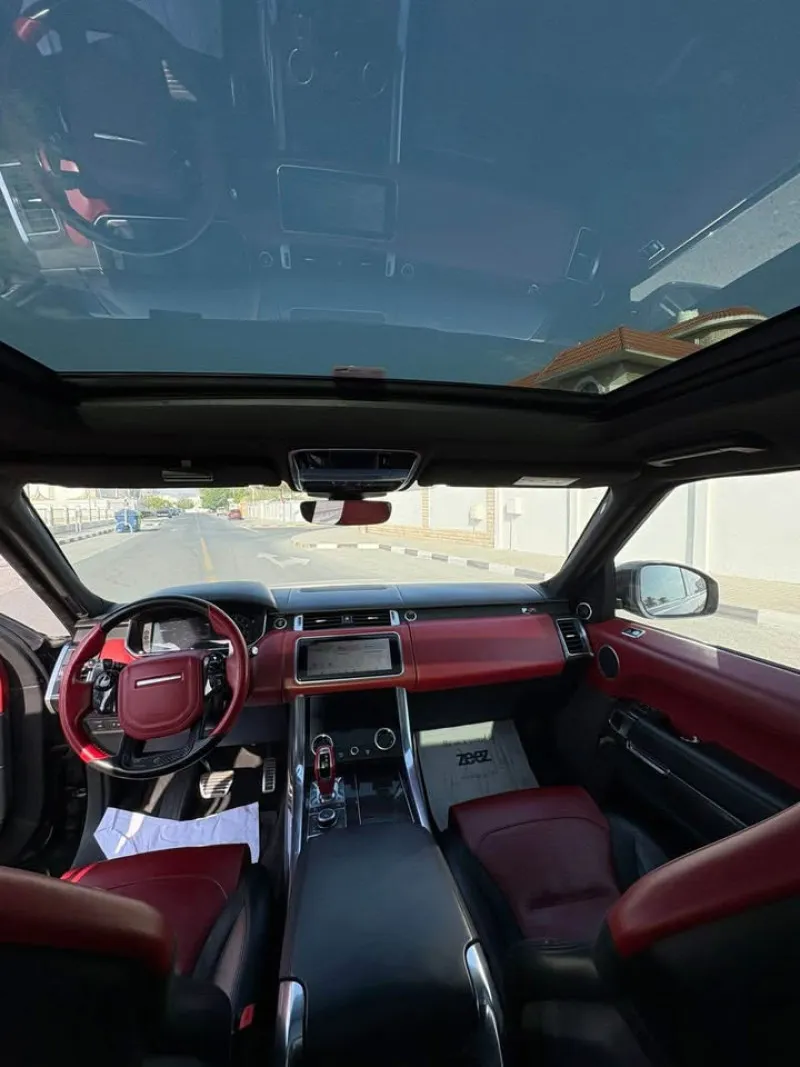2020 Land Rover Range Rover Sport in Dubai