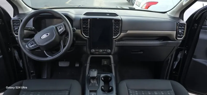 2024 Ford Everest in Dubai
