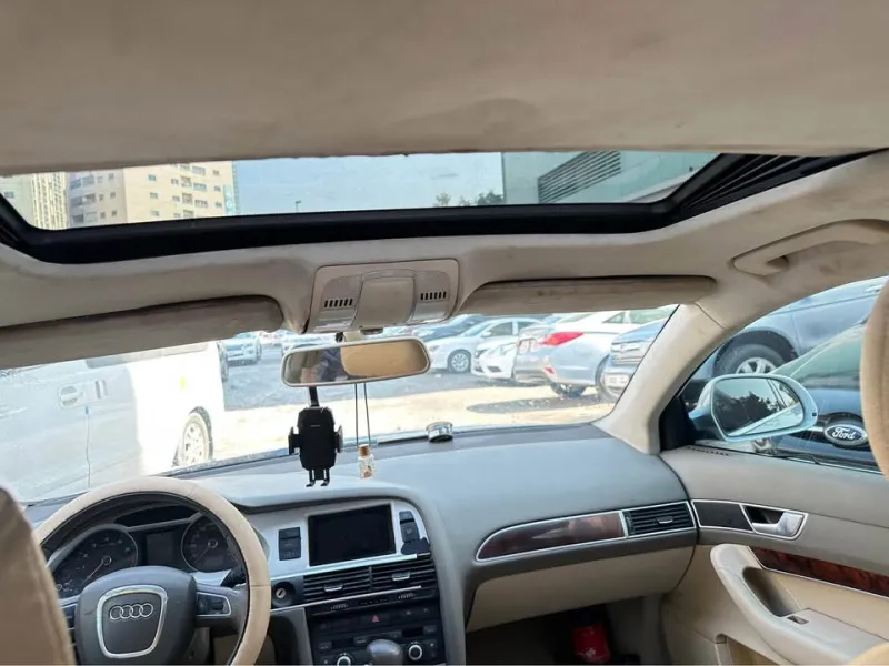 2011 اودي آي ٦ in Dubai