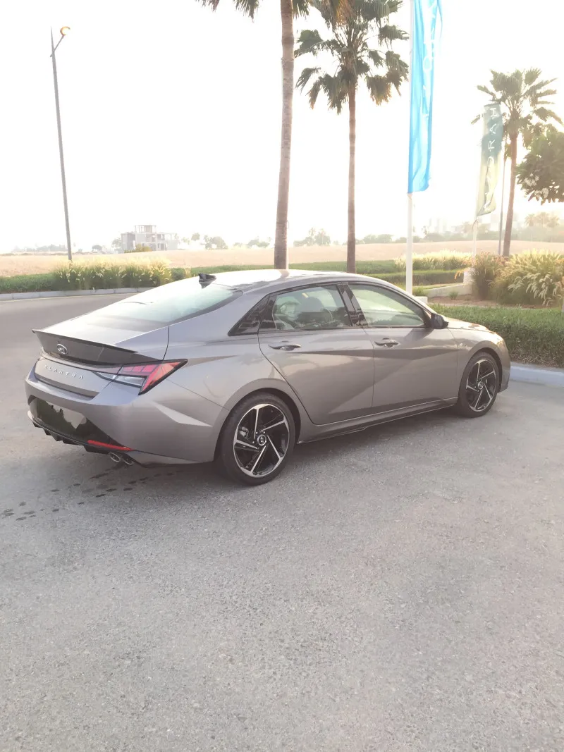 2021 Hyundai Elentra in Dubai