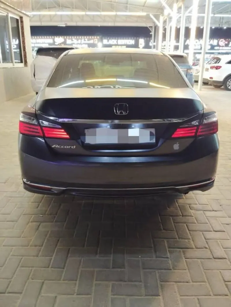 2016 هوندا أكورد in Dubai