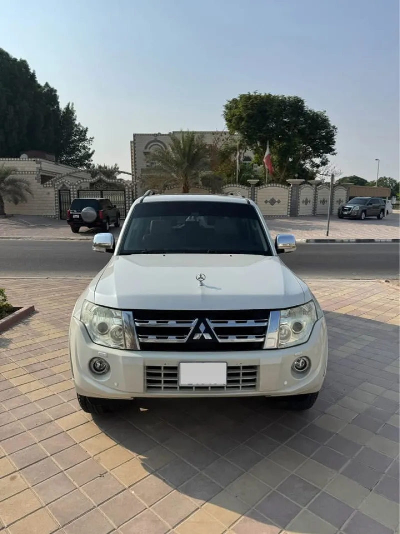 2014 Mitsubishi Pajero in Dubai
