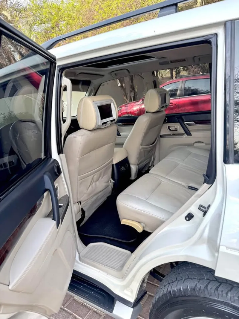 2014 Mitsubishi Pajero in Dubai
