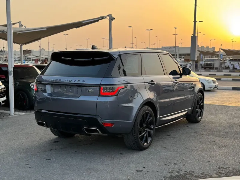 2019 Land Rover Range Rover Sport in Dubai