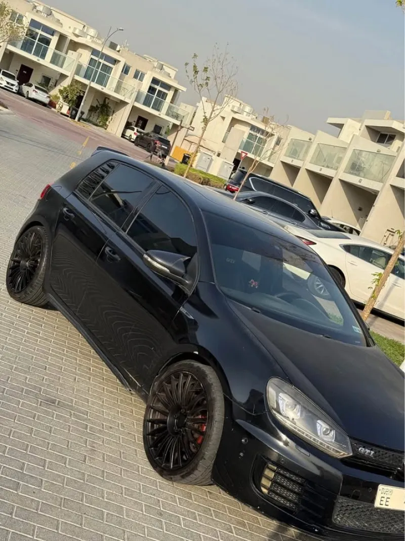 2011 فولجس فاجن جولف in Dubai