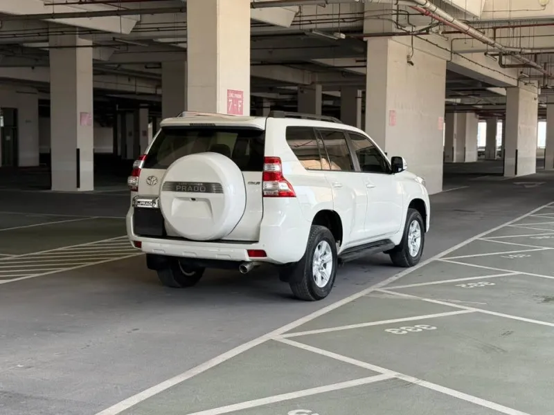2015 Toyota Prado in Dubai
