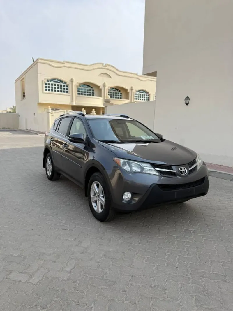 2014 تويوتا راف ٤ in Dubai