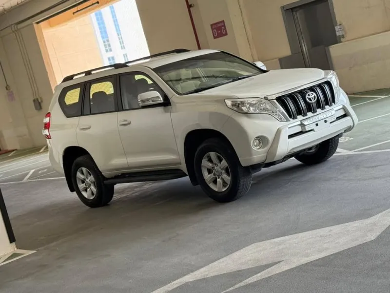 2015 Toyota Prado in Dubai