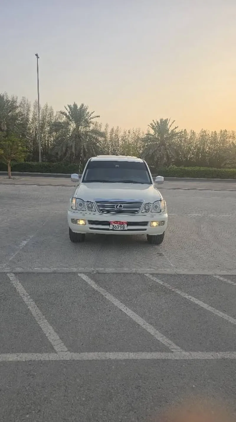 2003 لكزس أل أكس ٤٧٠ in Dubai
