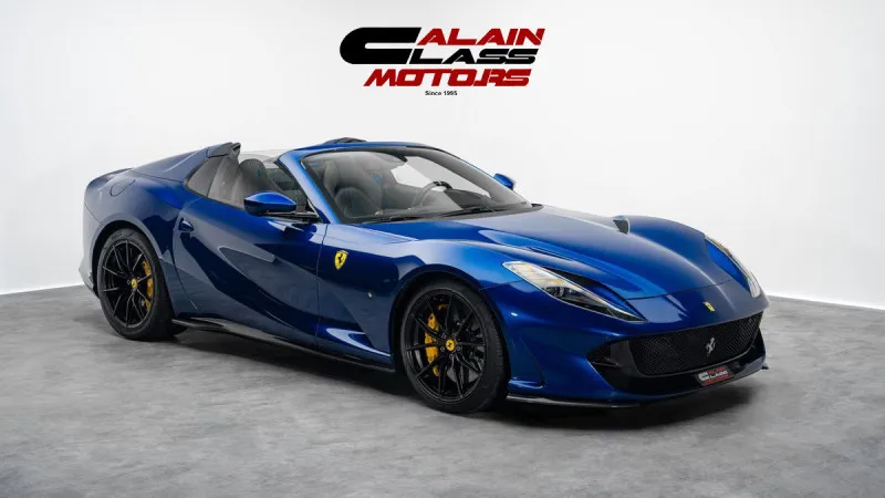 2021 فيراري 812 سوبر فاست in Dubai
