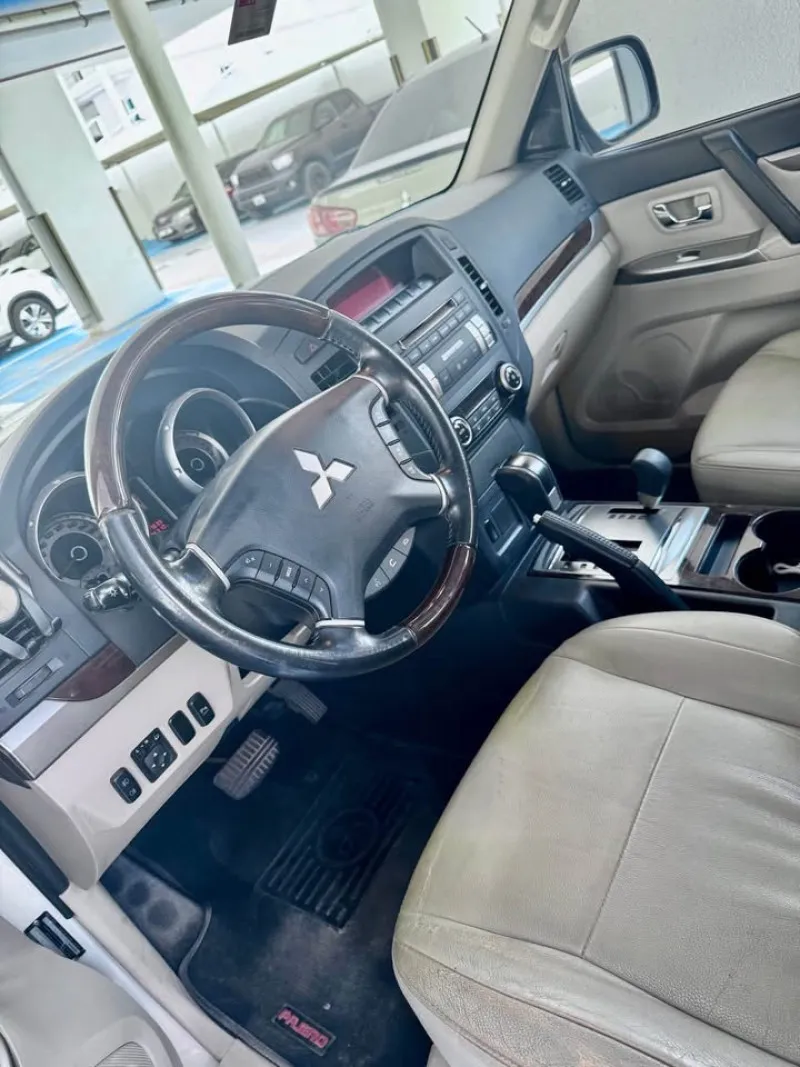 2014 Mitsubishi Pajero in Dubai