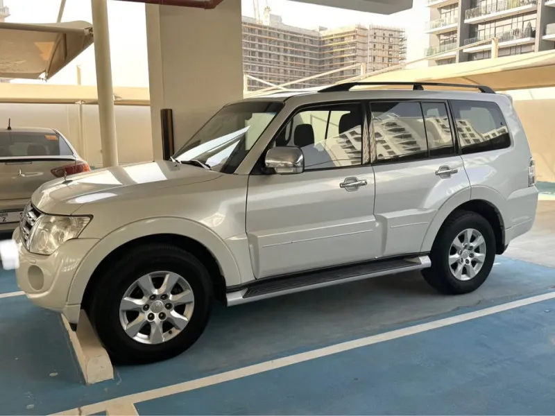 2014 Mitsubishi Pajero in Dubai