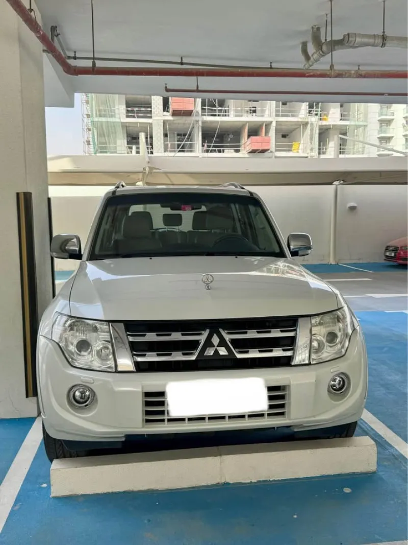 2014 Mitsubishi Pajero in Dubai