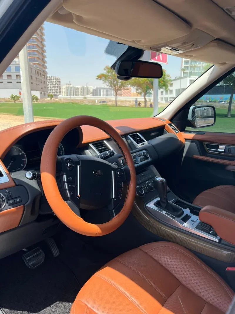 2012 Land Rover Range Rover Sport in Dubai