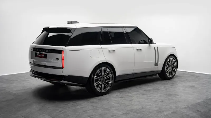 2023 Land Rover Range Rover in Dubai