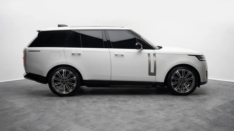 2023 Land Rover Range Rover in Dubai
