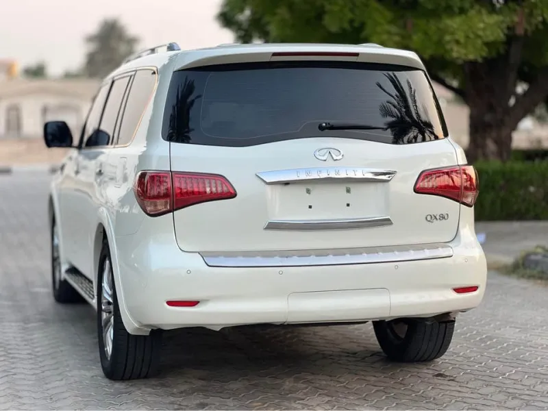 2016 Infiniti QX80 in Dubai